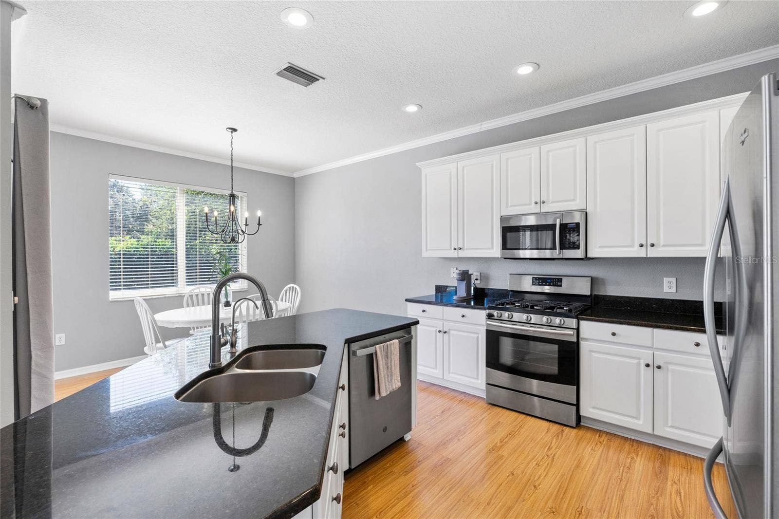 6020 MARTINGLADE PLACE, Lithia, FL 33547 6020 MARTINGLADE PLACE, Lithia, FL 33547