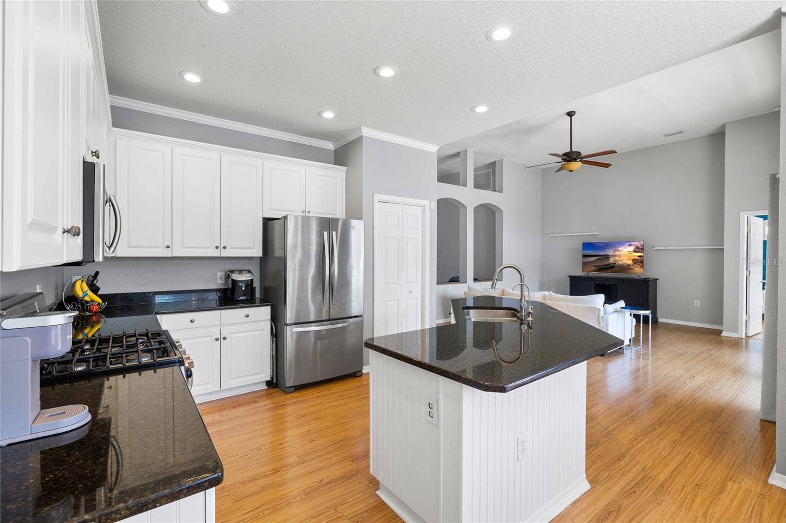 6020 MARTINGLADE PLACE, Lithia, FL 33547 6020 MARTINGLADE PLACE, Lithia, FL 33547