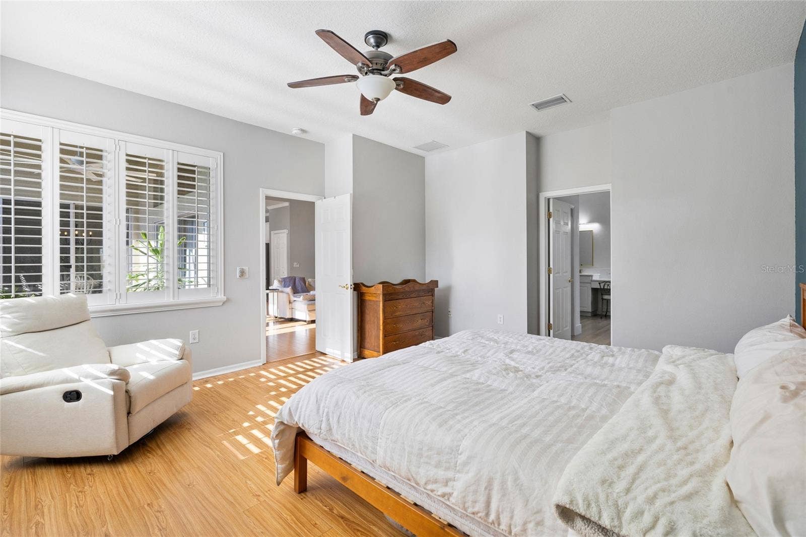 6020 MARTINGLADE PLACE, Lithia, FL 33547 6020 MARTINGLADE PLACE, Lithia, FL 33547