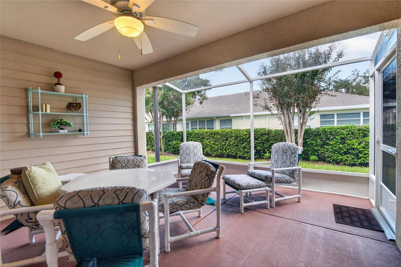 2433 NEW HAVEN CIRCLE, Sun City Center, FL 33573