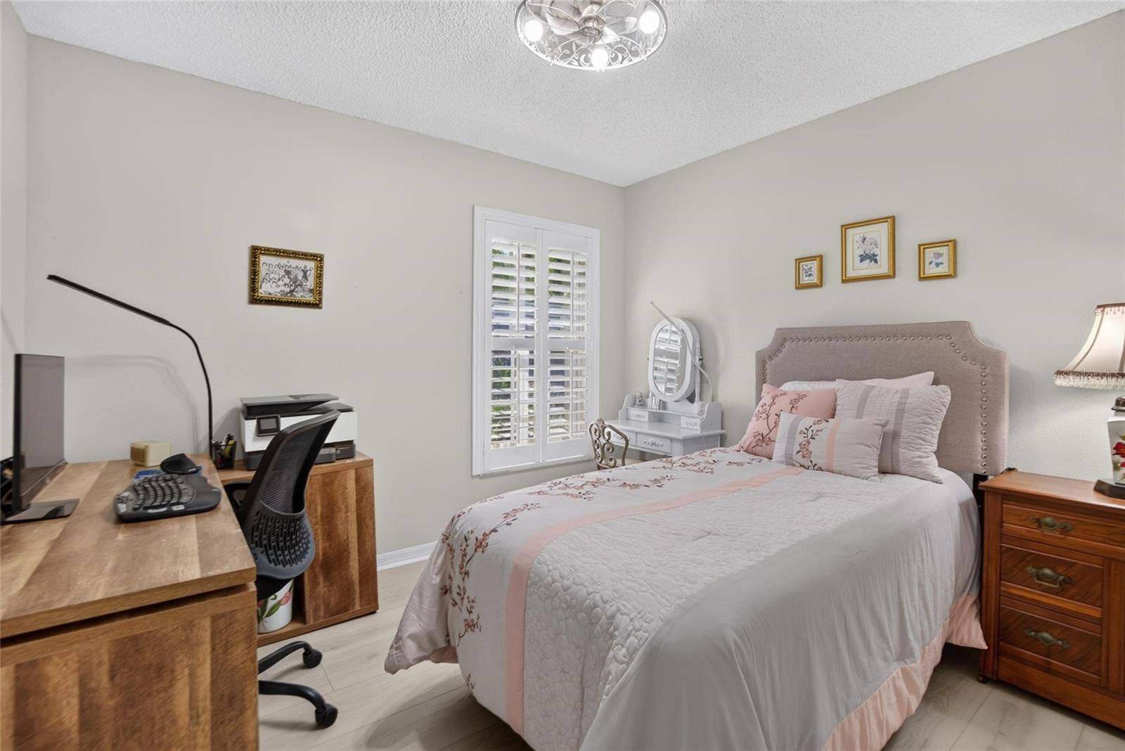 2433 NEW HAVEN CIRCLE, Sun City Center, FL 33573