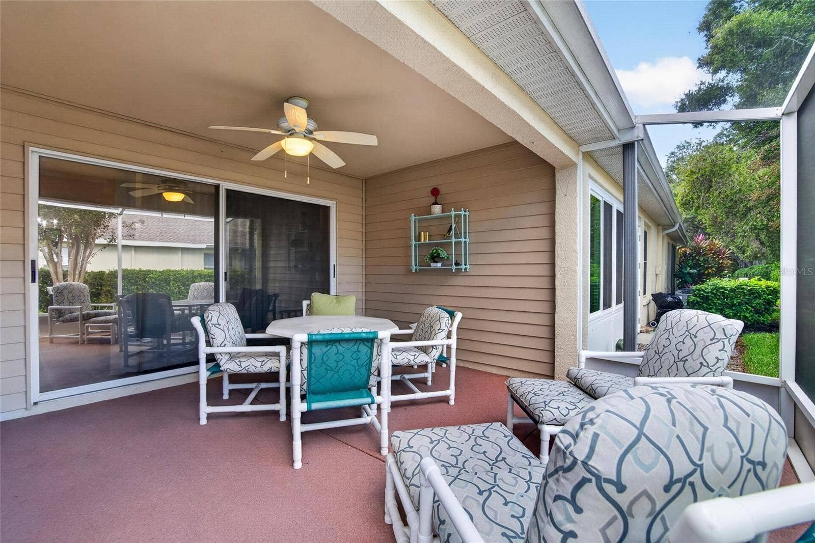 2433 NEW HAVEN CIRCLE, Sun City Center, FL 33573