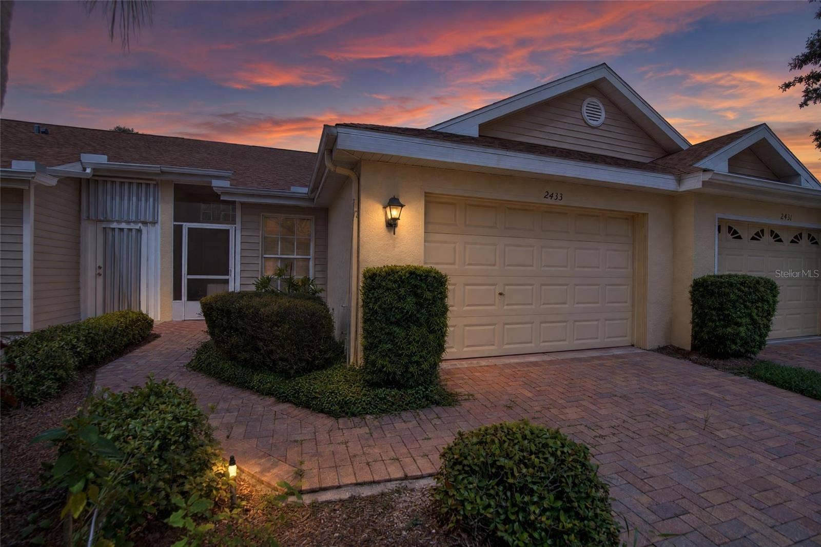 2433 NEW HAVEN CIRCLE, Sun City Center, FL 33573