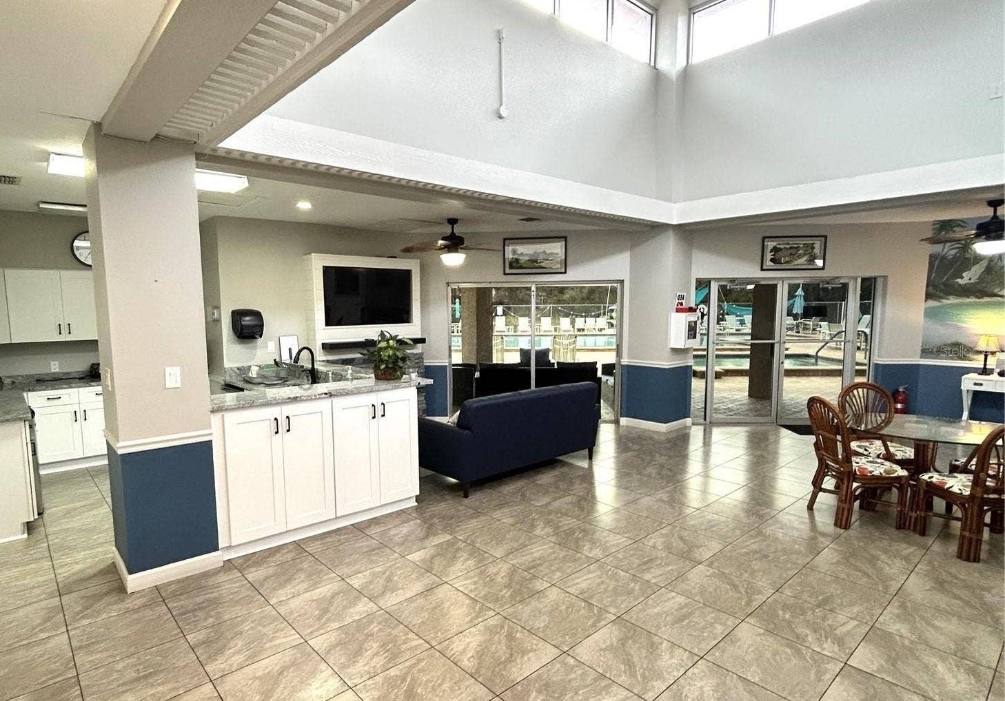 6433 TINA DRIVE, #15, New Port Richey, FL 34653 6433 TINA DRIVE, #15, New Port Richey, FL 34653