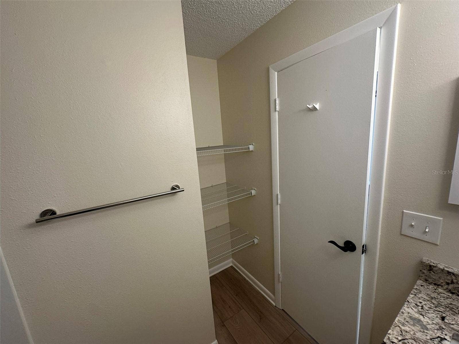 6433 TINA DRIVE, #15, New Port Richey, FL 34653 6433 TINA DRIVE, #15, New Port Richey, FL 34653