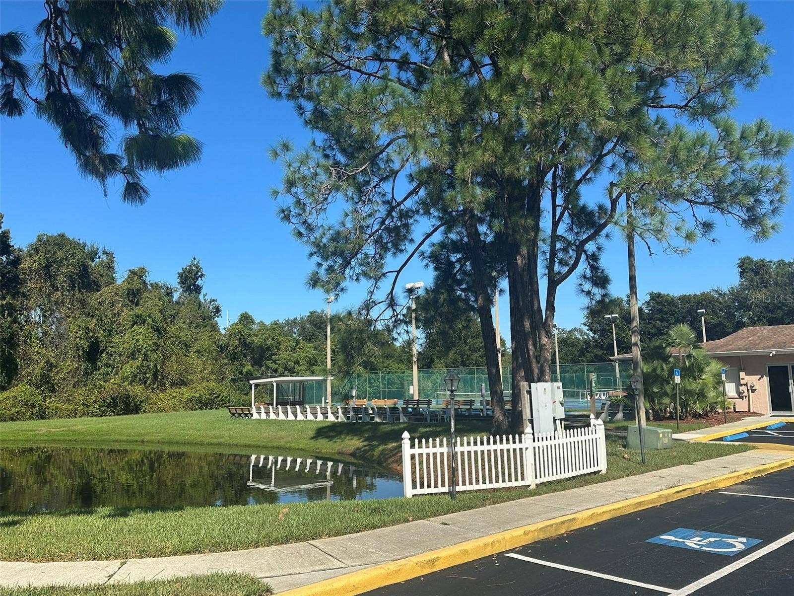 6433 TINA DRIVE, #15, New Port Richey, FL 34653 6433 TINA DRIVE, #15, New Port Richey, FL 34653