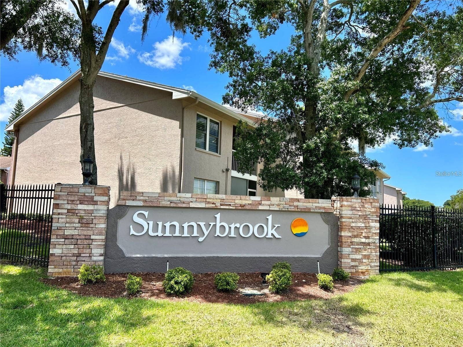 6433 TINA DRIVE, #15, New Port Richey, FL 34653 6433 TINA DRIVE, #15, New Port Richey, FL 34653