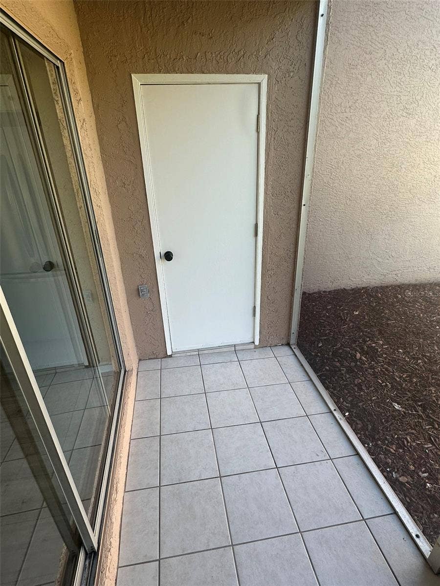 6433 TINA DRIVE, #15, New Port Richey, FL 34653 6433 TINA DRIVE, #15, New Port Richey, FL 34653