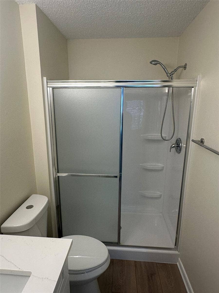 6433 TINA DRIVE, #15, New Port Richey, FL 34653 6433 TINA DRIVE, #15, New Port Richey, FL 34653