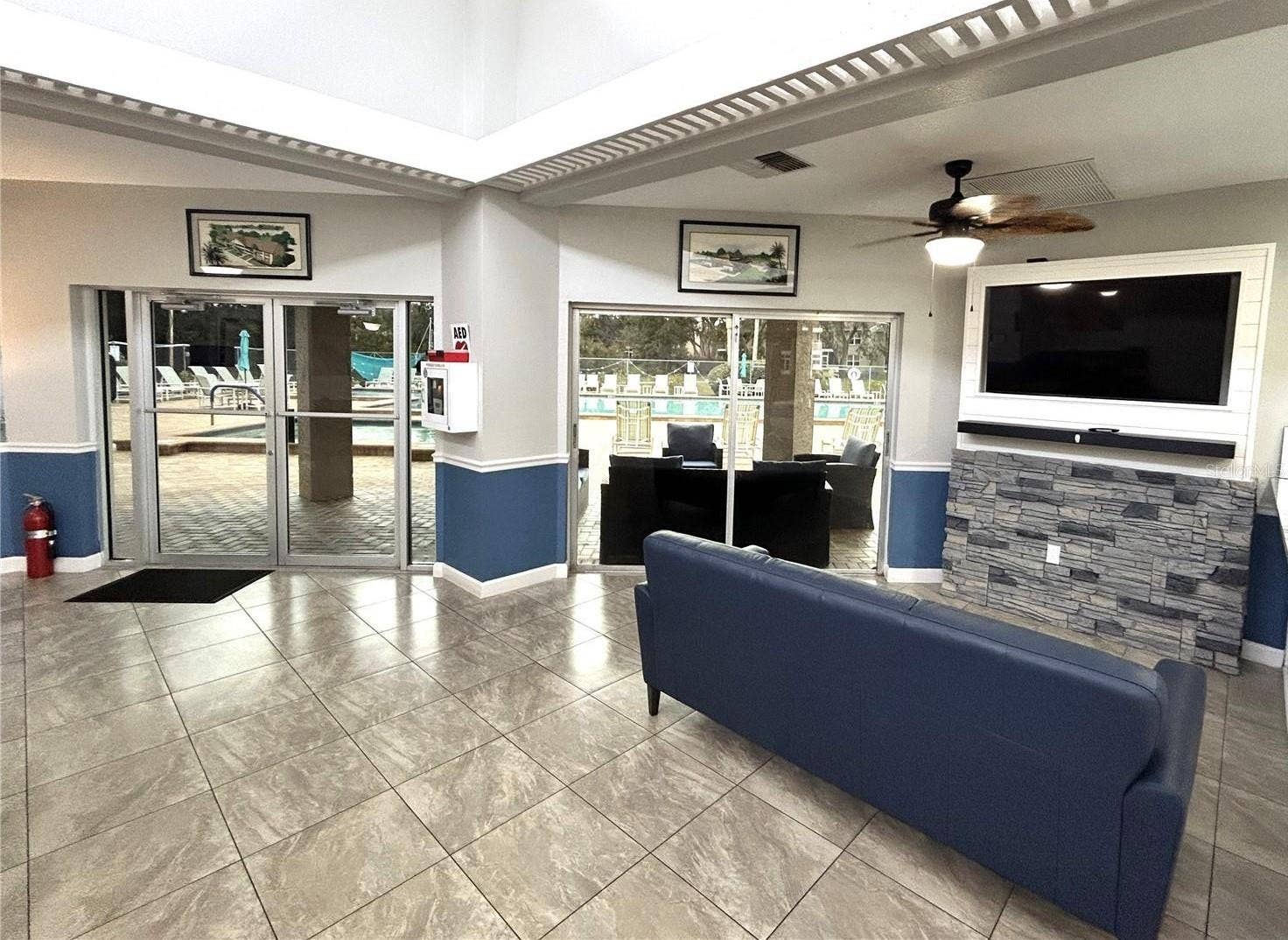 6433 TINA DRIVE, #15, New Port Richey, FL 34653 6433 TINA DRIVE, #15, New Port Richey, FL 34653
