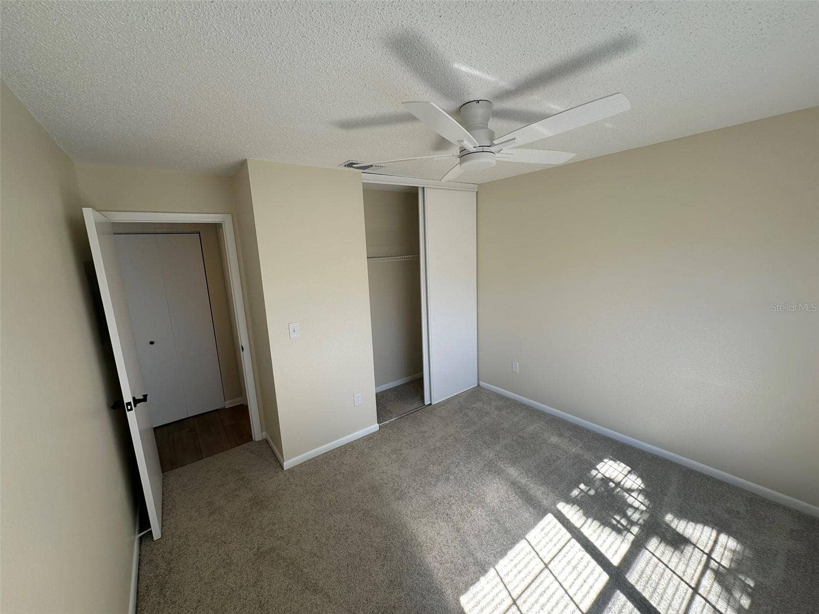 6433 TINA DRIVE, #15, New Port Richey, FL 34653 6433 TINA DRIVE, #15, New Port Richey, FL 34653