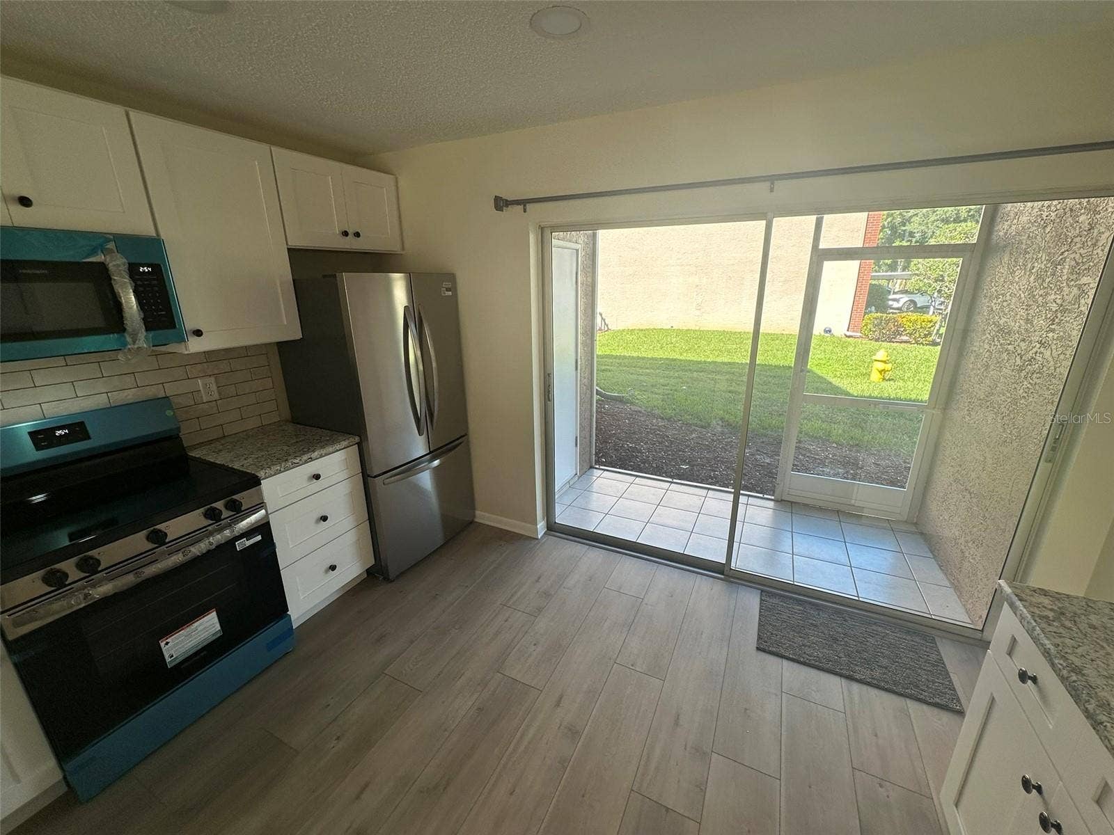 6433 TINA DRIVE, #15, New Port Richey, FL 34653 6433 TINA DRIVE, #15, New Port Richey, FL 34653