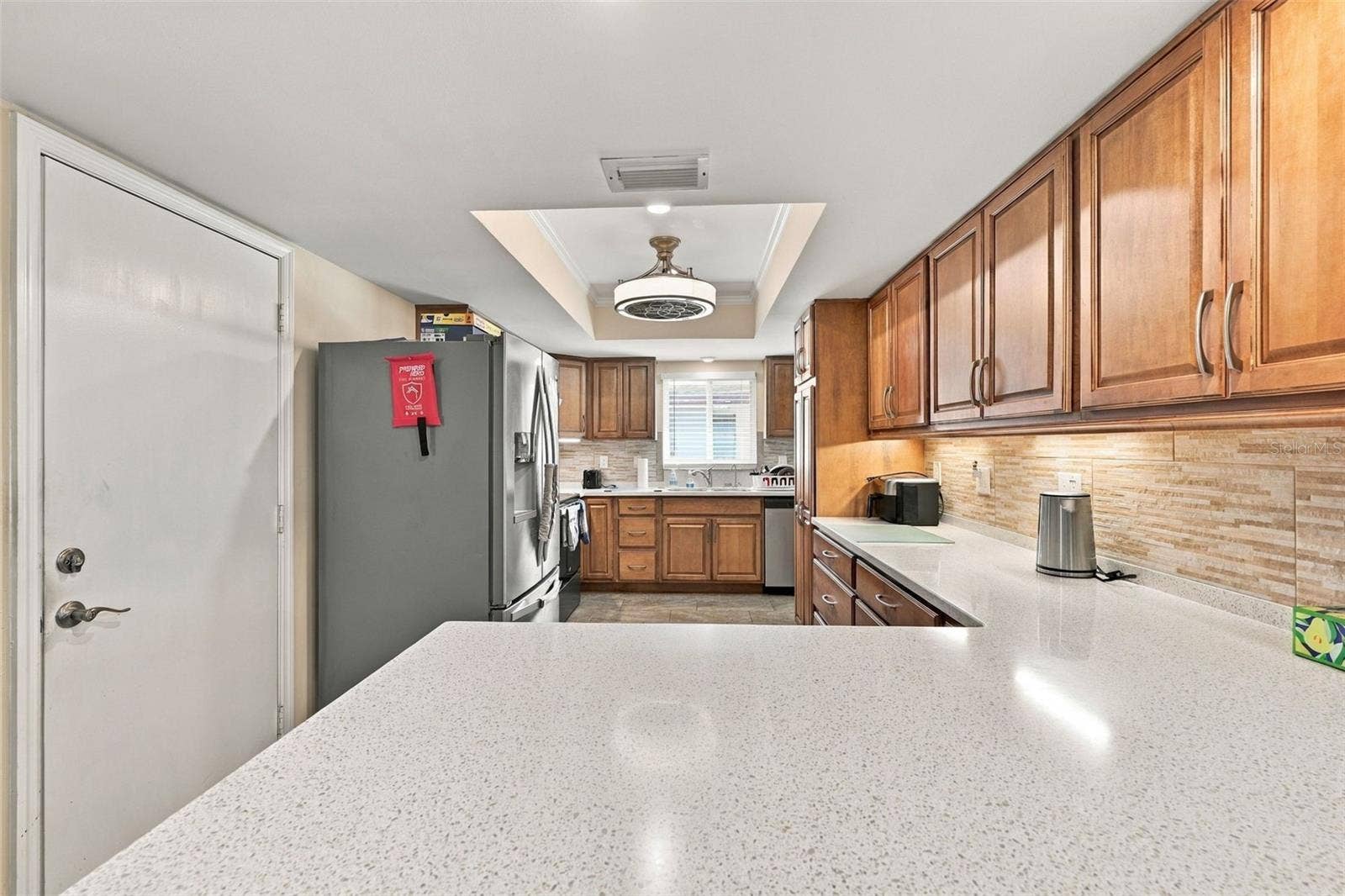 2519 LONIGAN PLACE, #287, Sun City Center, FL 33573 Kitchen