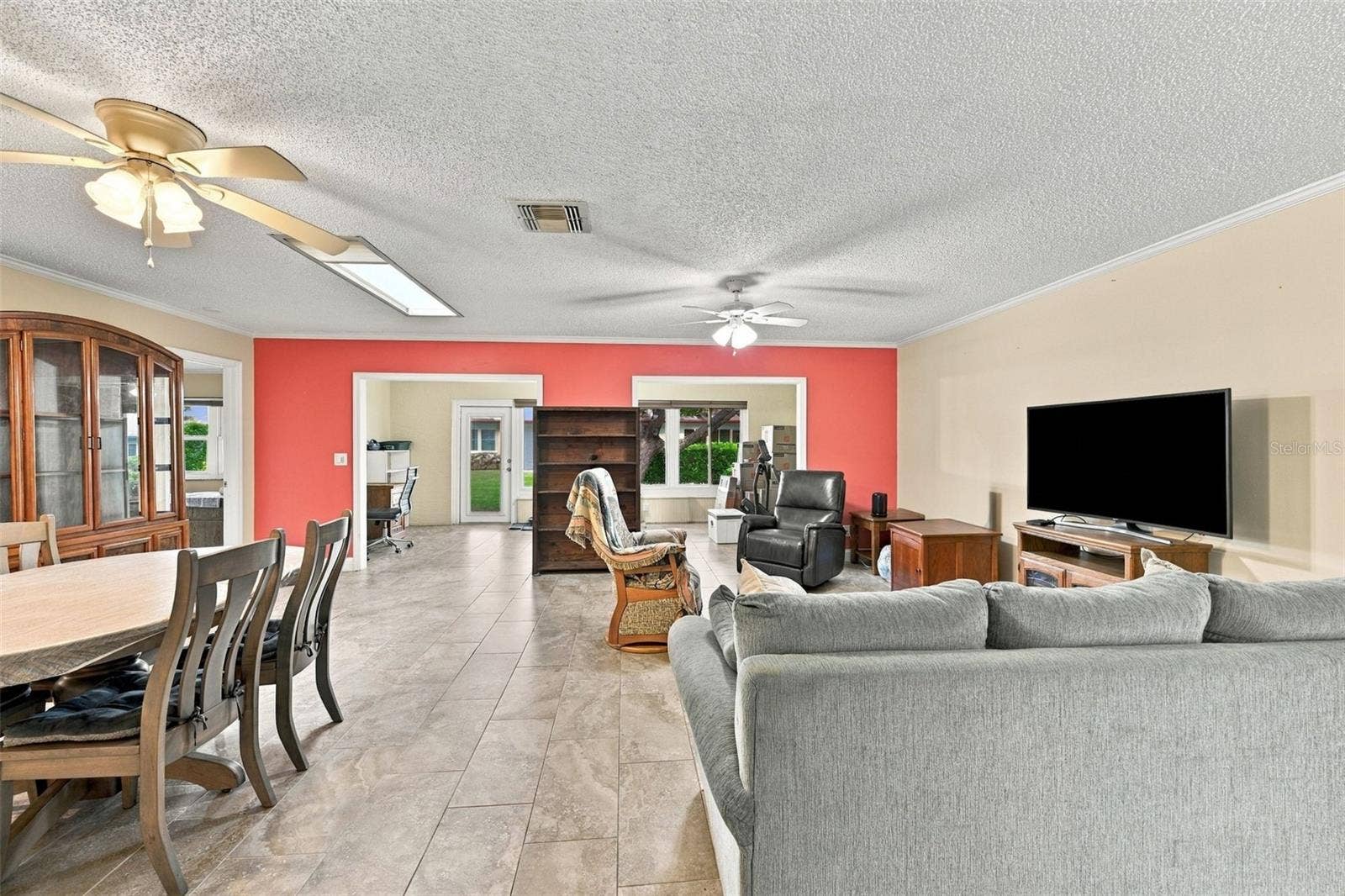 2519 LONIGAN PLACE, #287, Sun City Center, FL 33573 FAMILY ROOM/DINING ROOM
