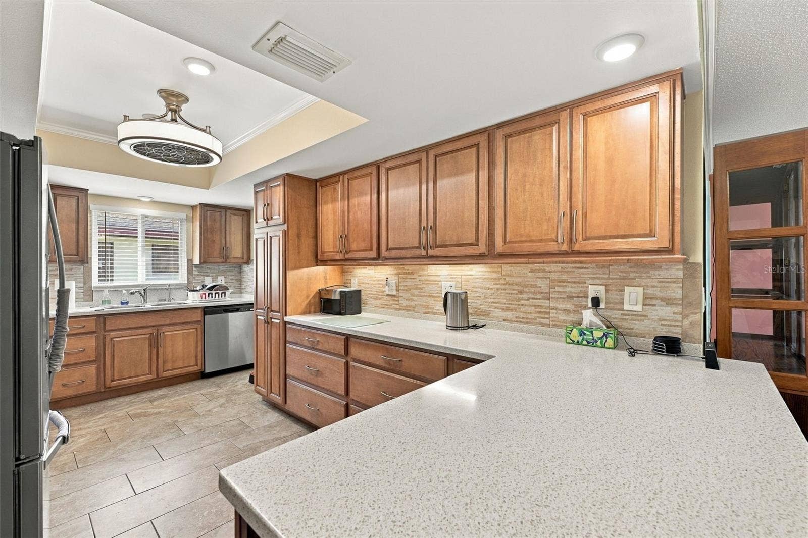 2519 LONIGAN PLACE, #287, Sun City Center, FL 33573 Kitchen