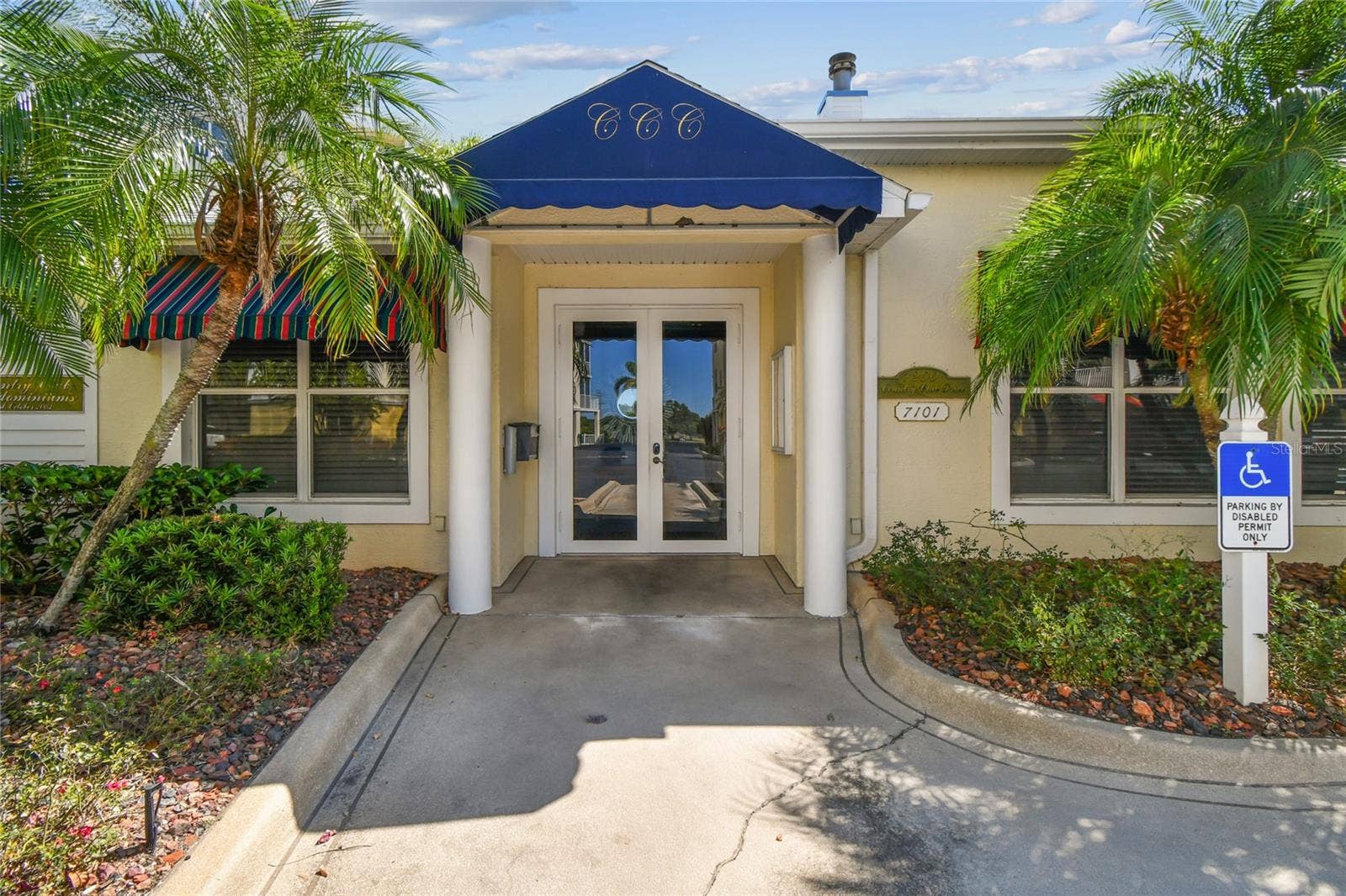 1200 COUNTRY CLUB DRIVE, #3202, Largo, FL 33771 1200 COUNTRY CLUB DRIVE, #3202, Largo, FL 33771