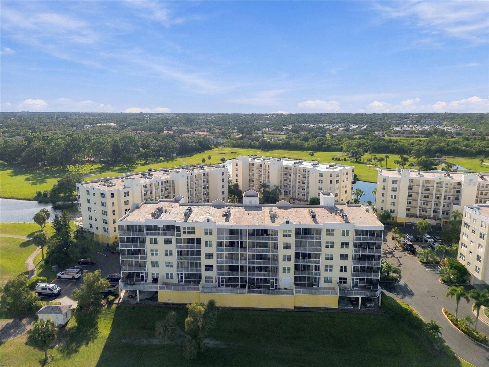 1200 COUNTRY CLUB DRIVE, #3202, Largo, FL 33771 1200 COUNTRY CLUB DRIVE, #3202, Largo, FL 33771