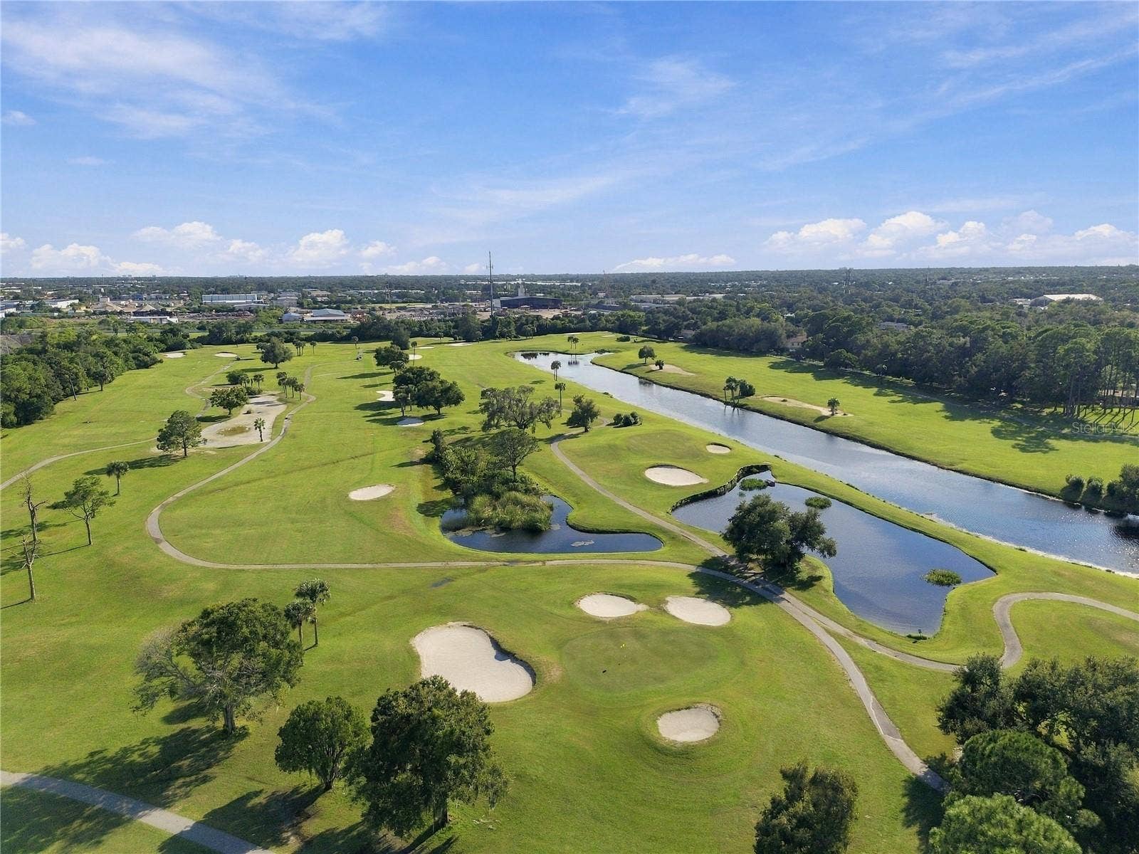 1200 COUNTRY CLUB DRIVE, #3202, Largo, FL 33771 1200 COUNTRY CLUB DRIVE, #3202, Largo, FL 33771