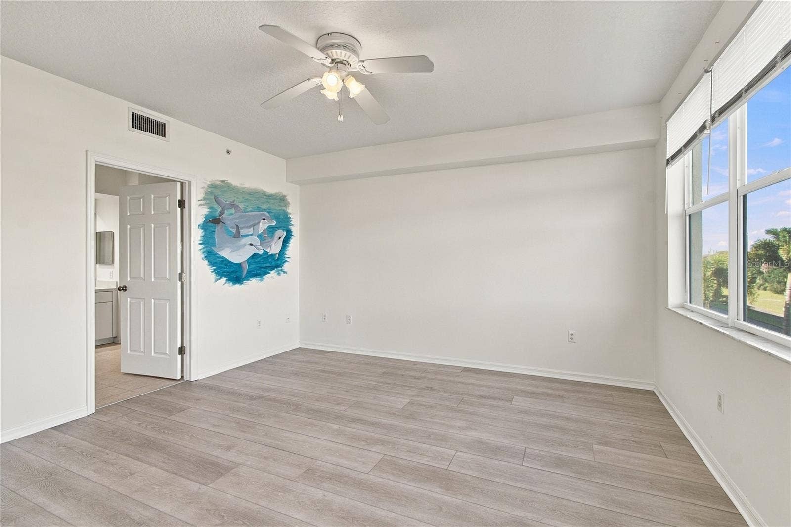 1200 COUNTRY CLUB DRIVE, #3202, Largo, FL 33771 1200 COUNTRY CLUB DRIVE, #3202, Largo, FL 33771