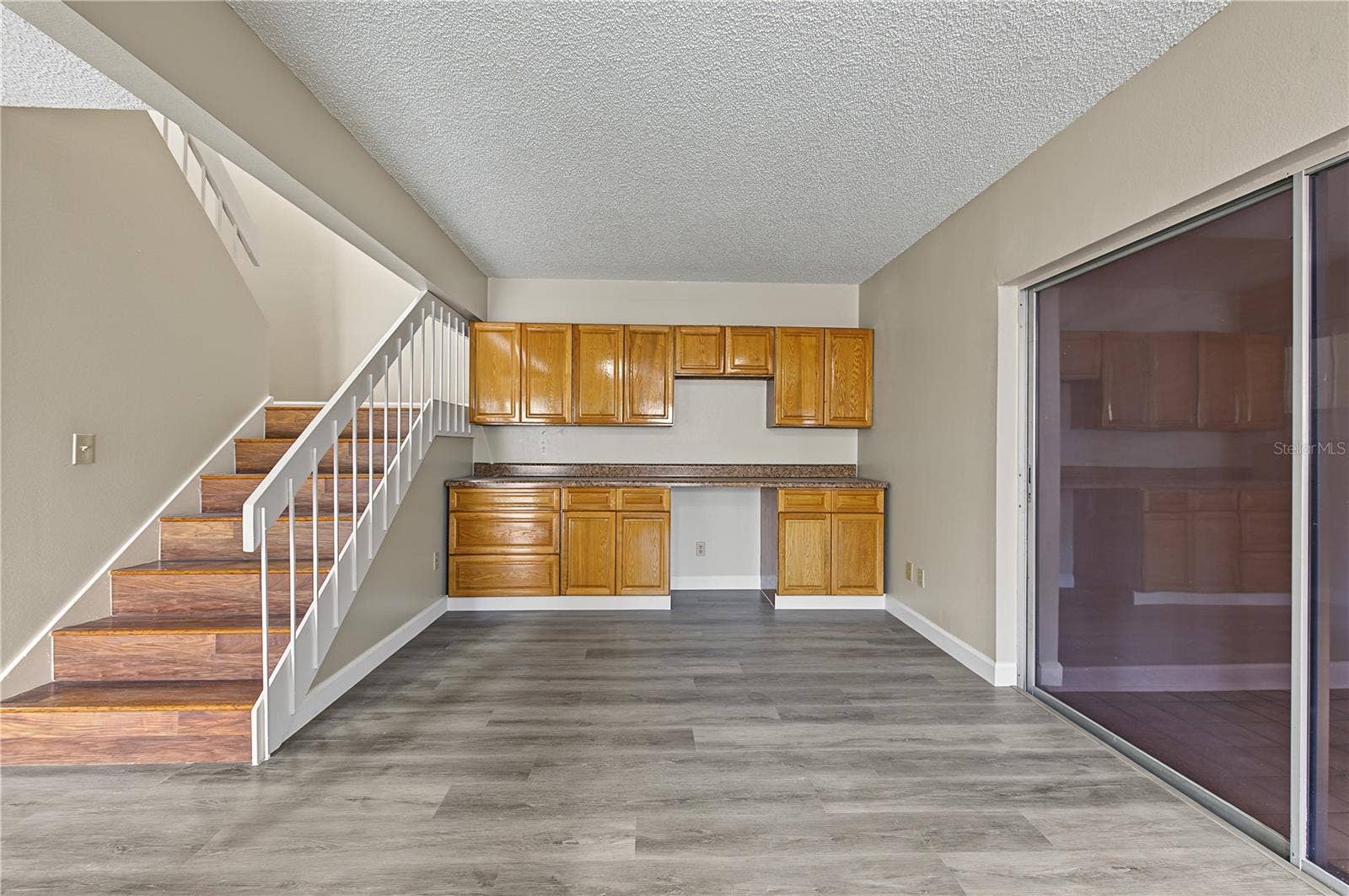 2729 FOXFIRE COURT, #C, Clearwater, FL 33761 Coffee Bar or Butlers Pantry, laminate flooring