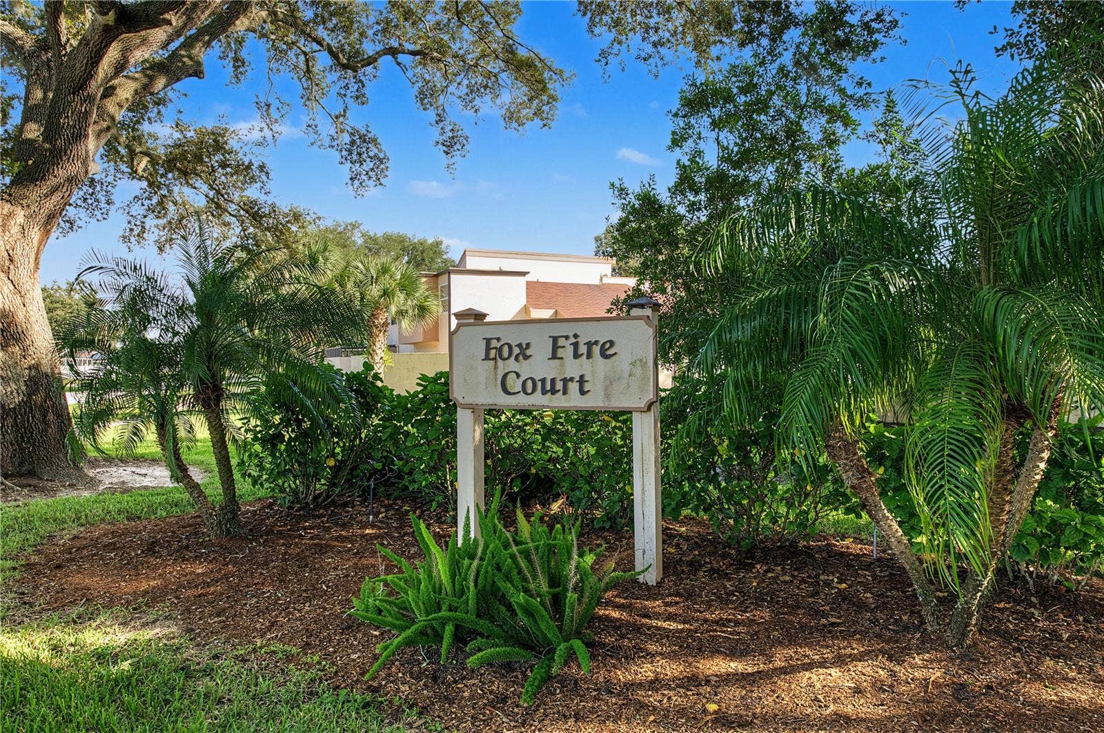 2729 FOXFIRE COURT, #C, Clearwater, FL 33761 Entry Way