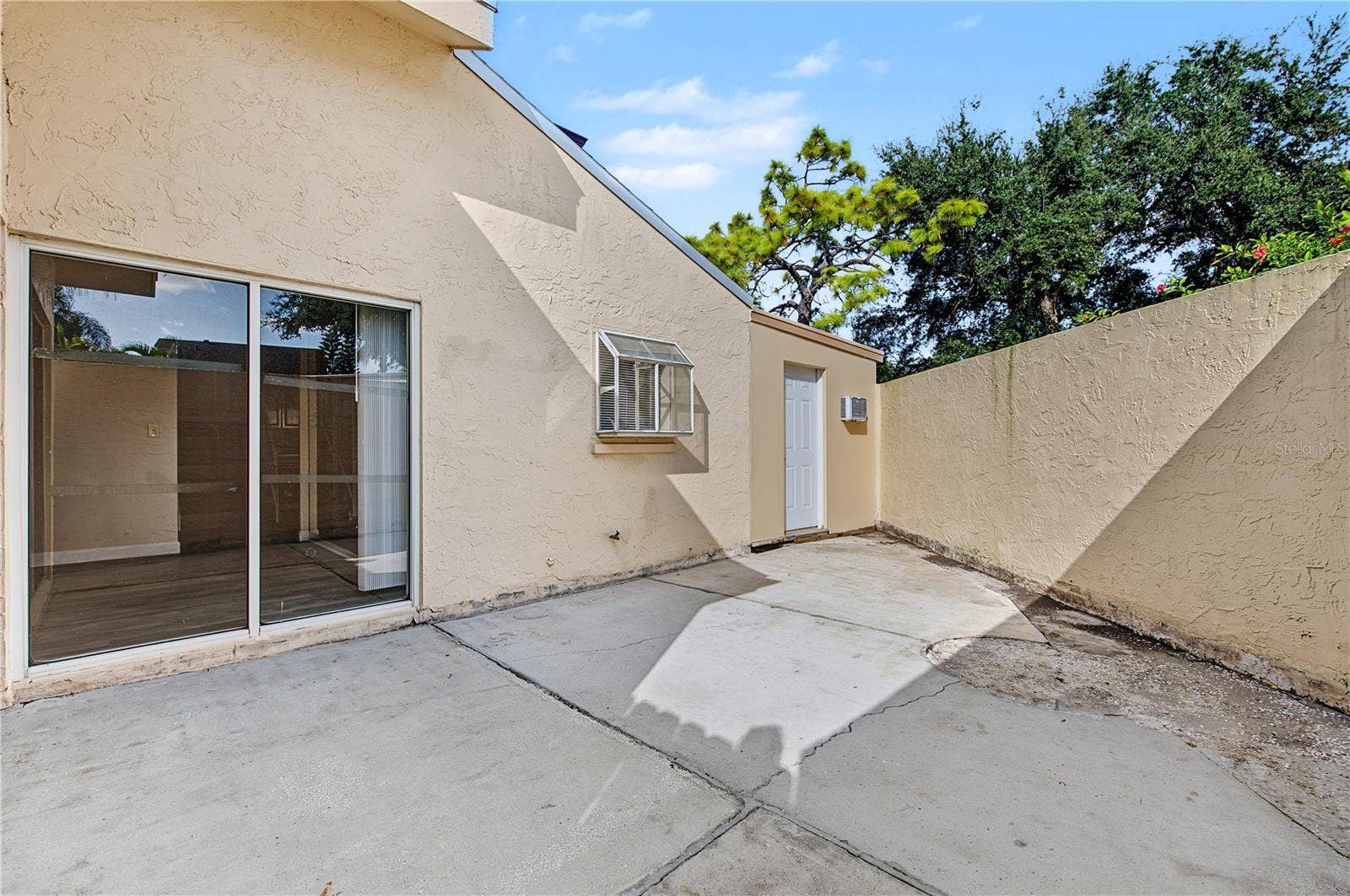 2729 FOXFIRE COURT, #C, Clearwater, FL 33761 Private Patio - off of the Family Room