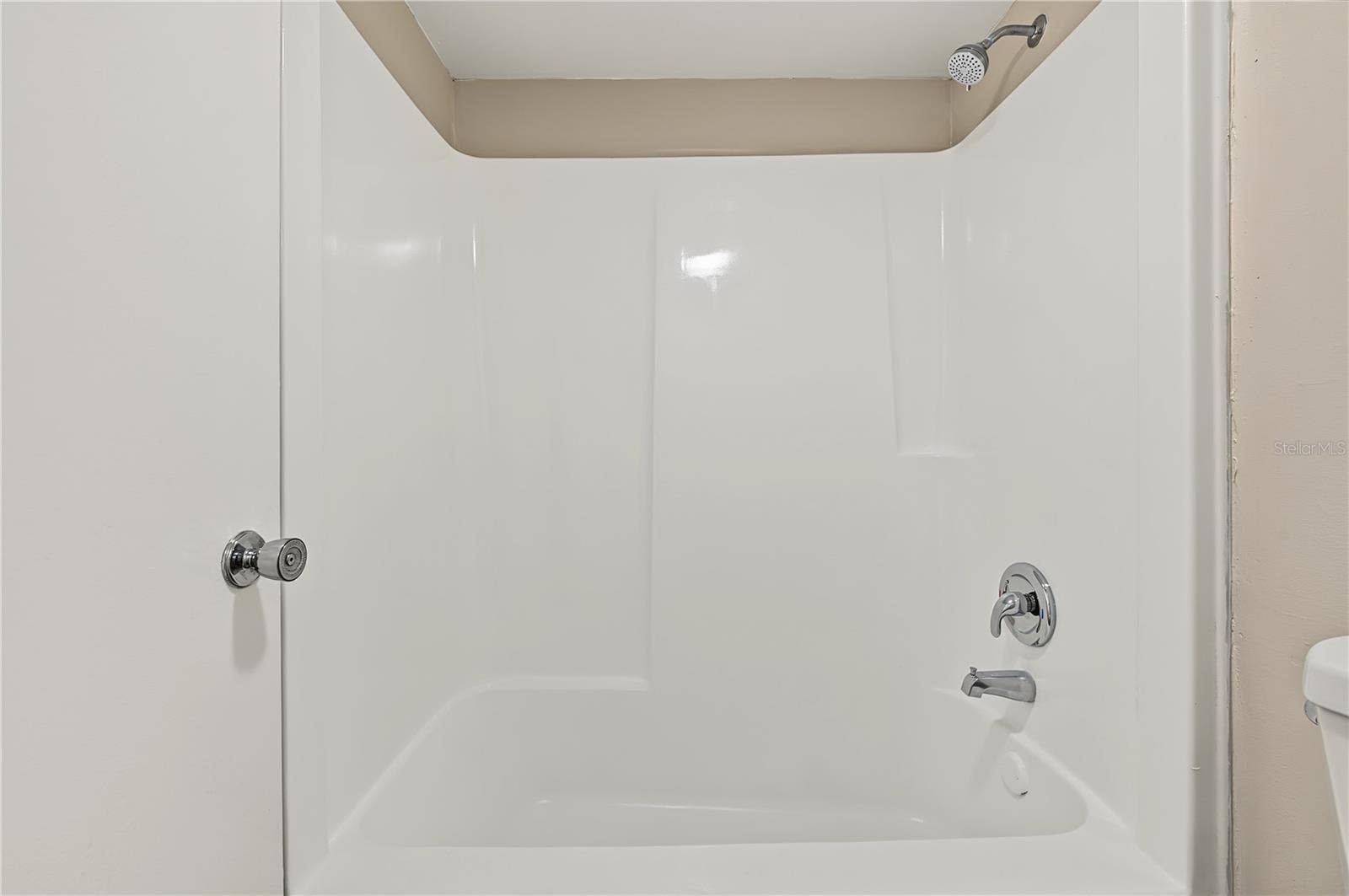 2729 FOXFIRE COURT, #C, Clearwater, FL 33761 Bathroom