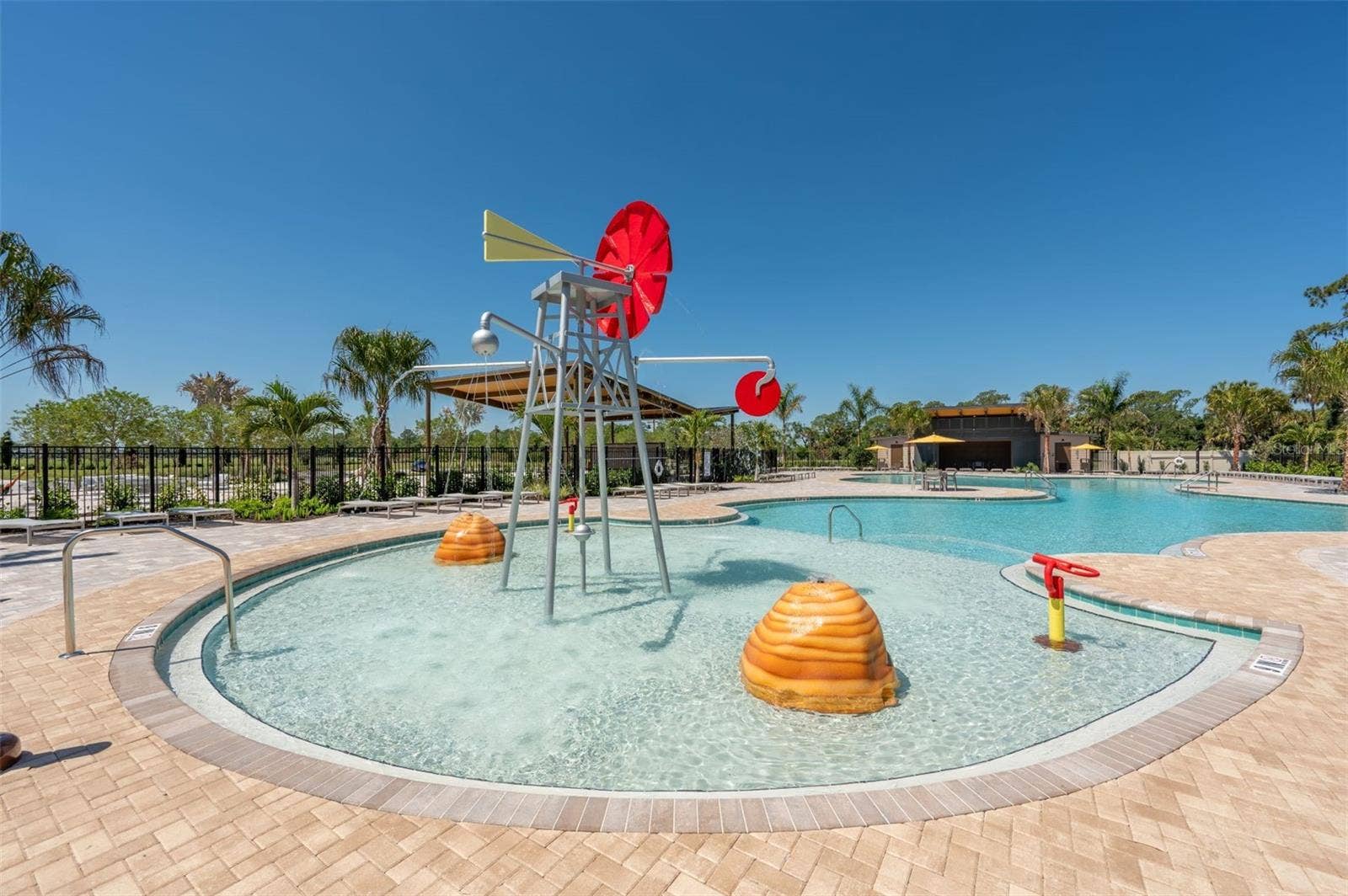 10426 HIDDEN BANKS GLEN, Parrish, FL 34219 Splash Zone