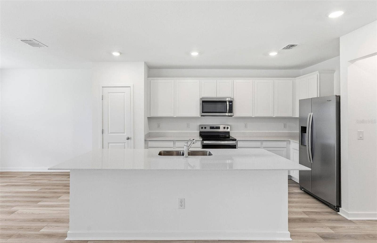 10426 HIDDEN BANKS GLEN, Parrish, FL 34219 Model Representation