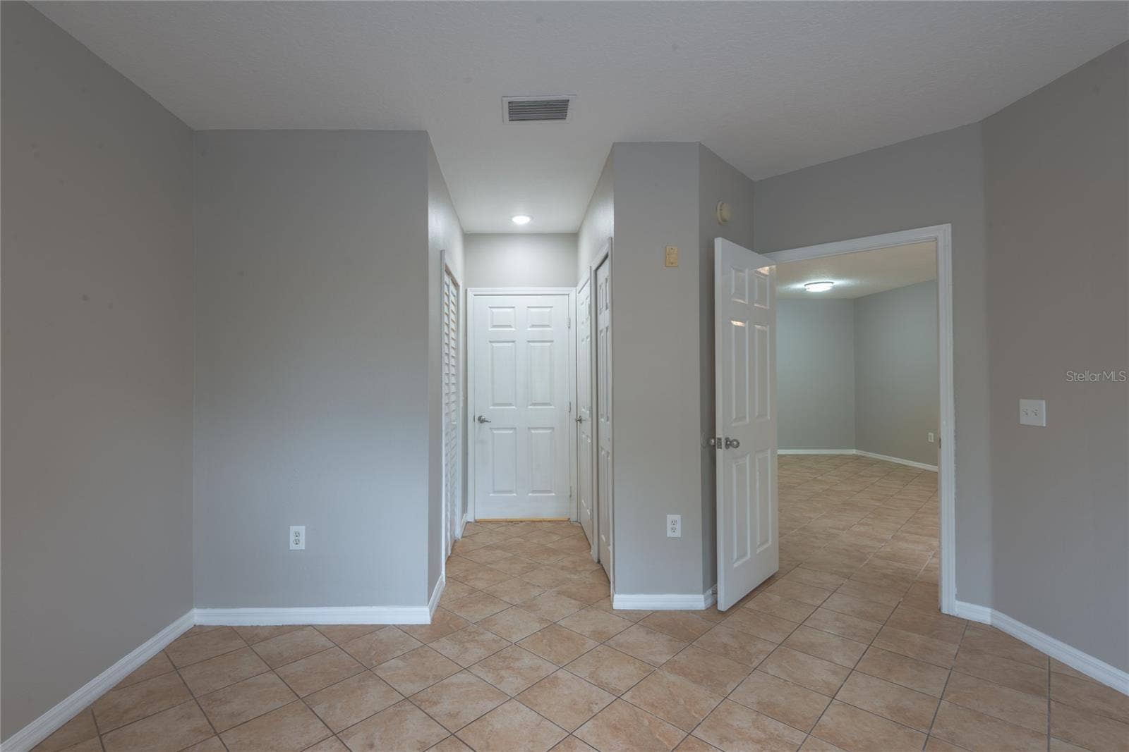 6007 SKYDALE WAY, #201, Riverview, FL 33578 6007 SKYDALE WAY, #201, Riverview, FL 33578