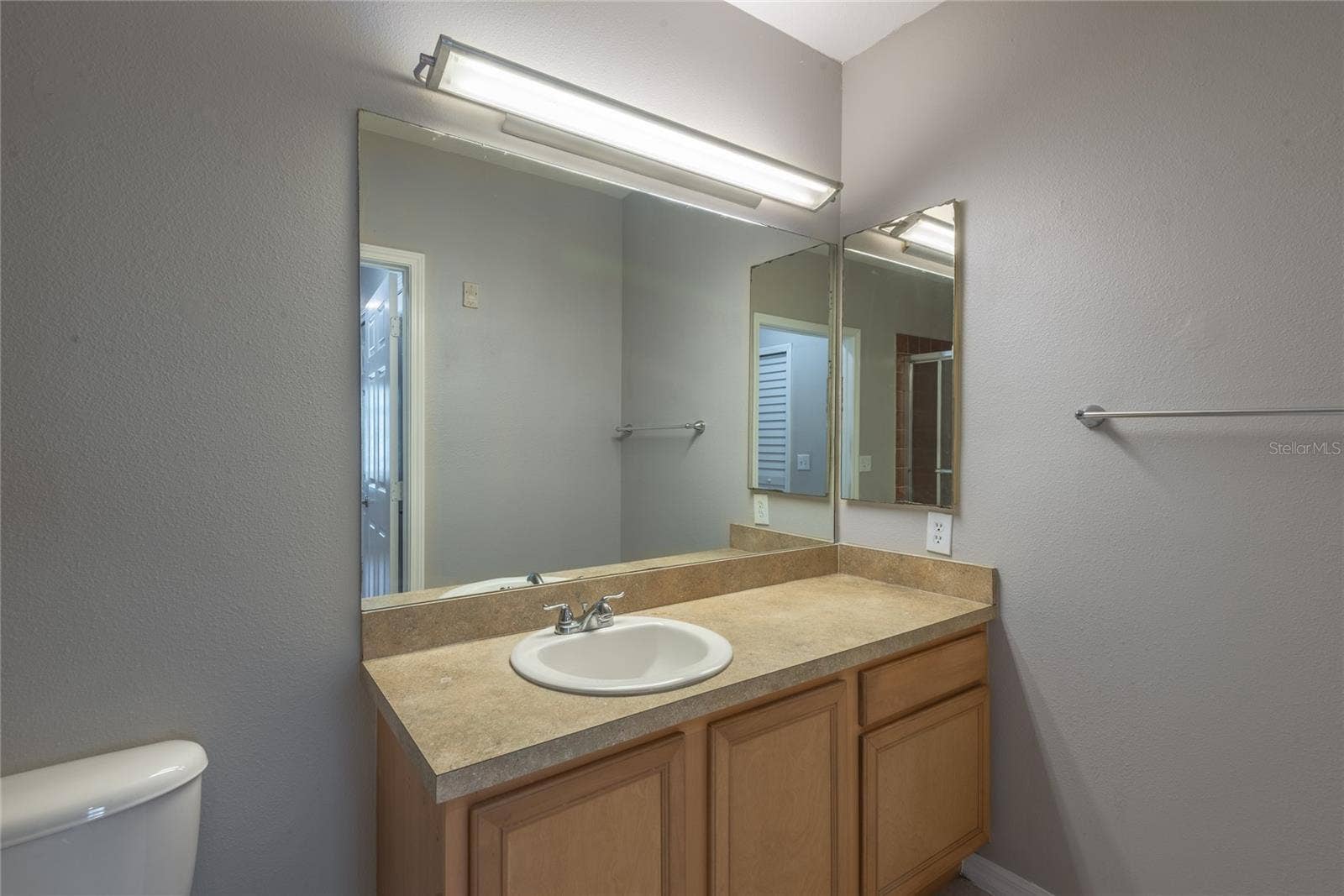 6007 SKYDALE WAY, #201, Riverview, FL 33578 6007 SKYDALE WAY, #201, Riverview, FL 33578
