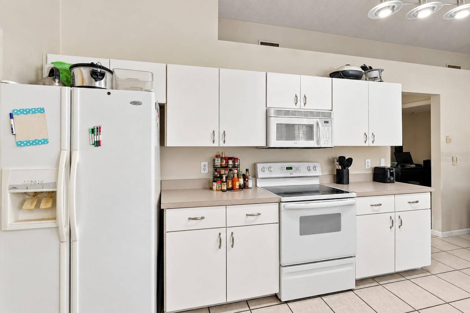 7828 LAKE PLACID LANE, New Port Richey, FL 34655 Virtually staged