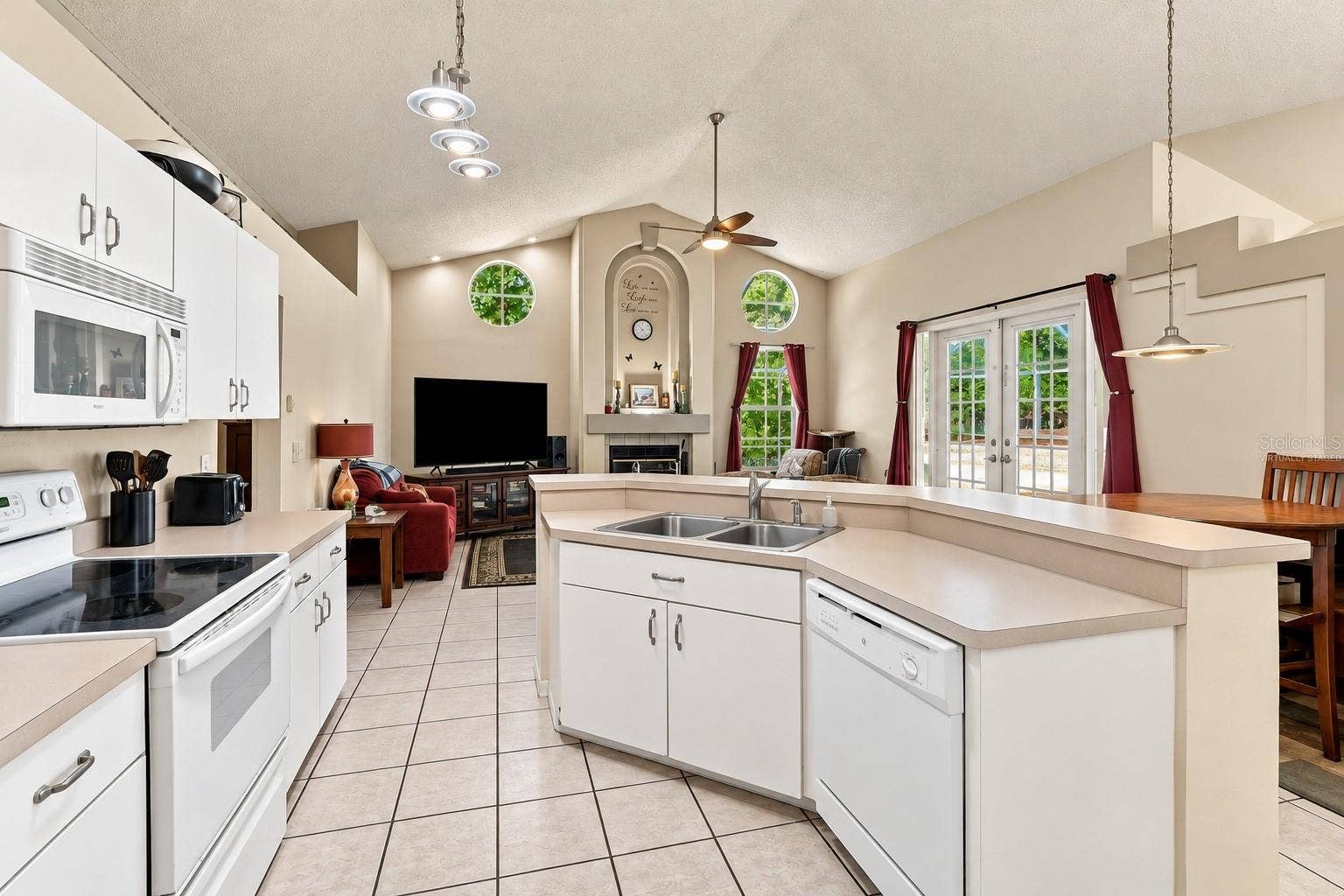7828 LAKE PLACID LANE, New Port Richey, FL 34655 Virtually staged