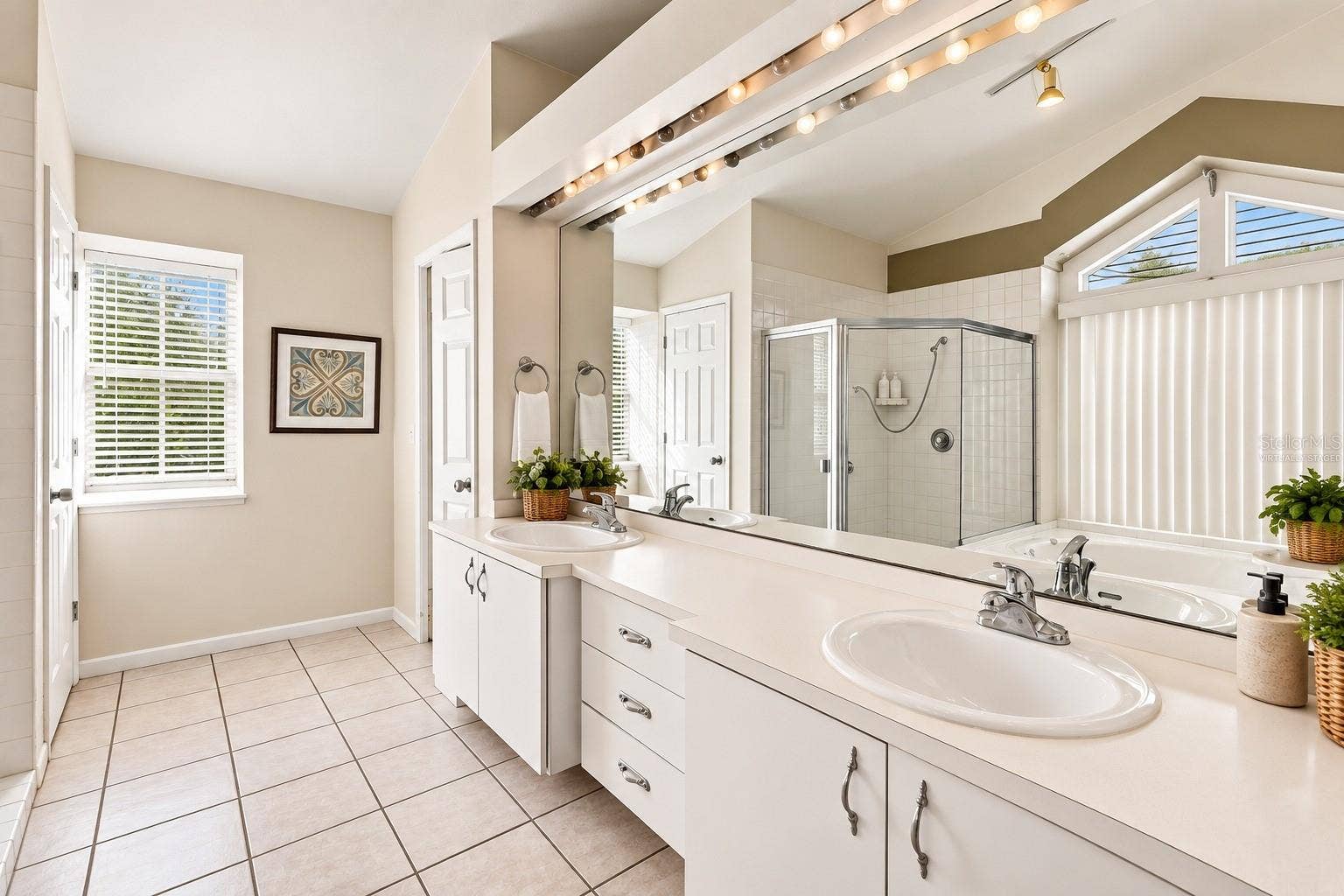 7828 LAKE PLACID LANE, New Port Richey, FL 34655 Virtually staged