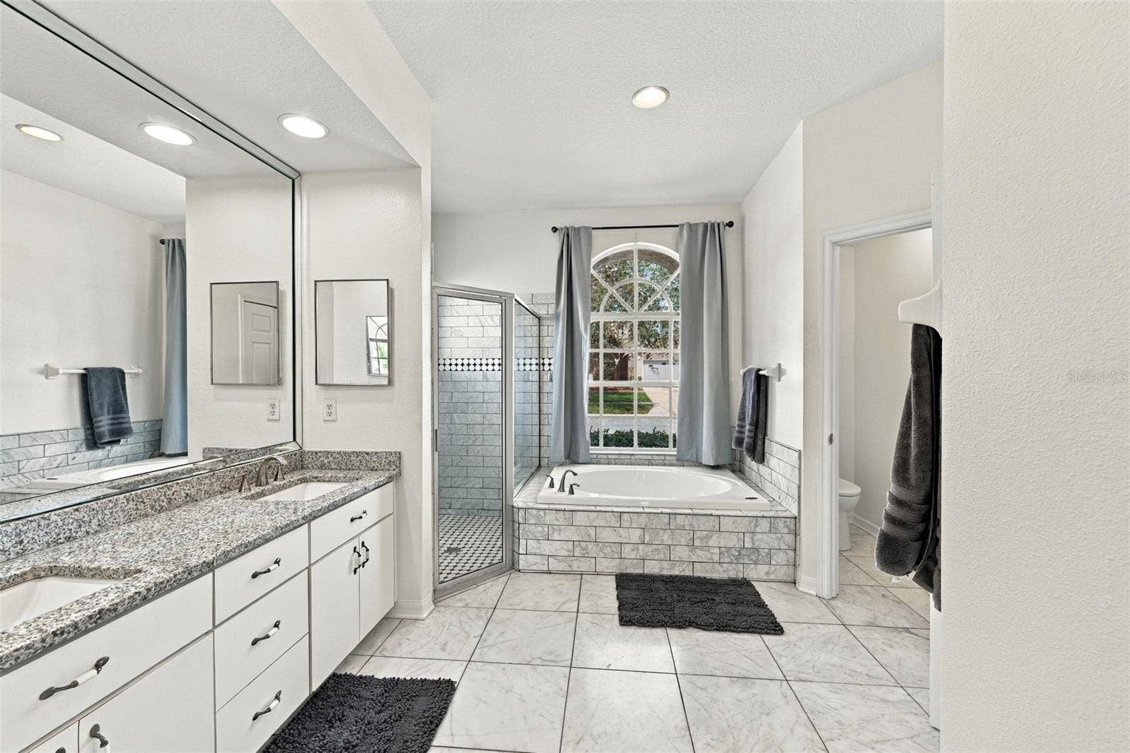 4307 BROOKE DRIVE, Valrico, FL 33594 4307 BROOKE DRIVE, Valrico, FL 33594