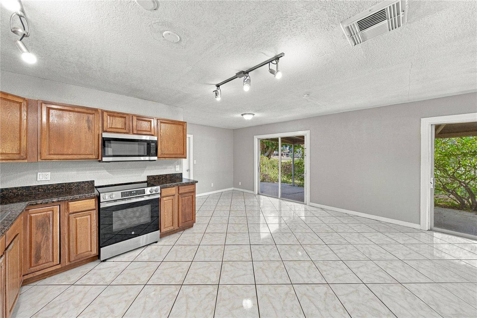 4260 NARVAREZ WAY S, St Petersburg, FL 33712