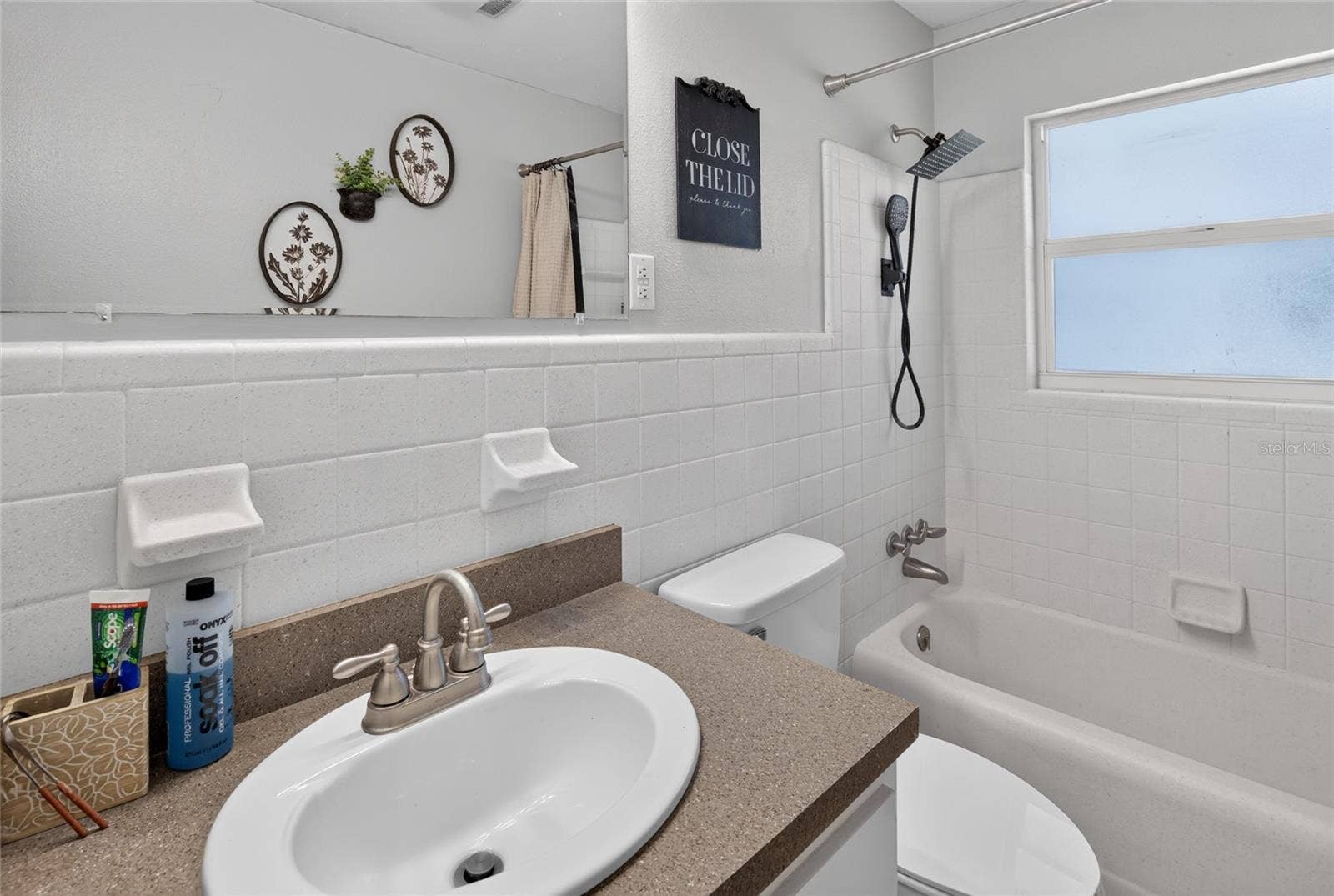 210 PEAK DRIVE, Brooksville, FL 34601 210 PEAK DRIVE, Brooksville, FL 34601