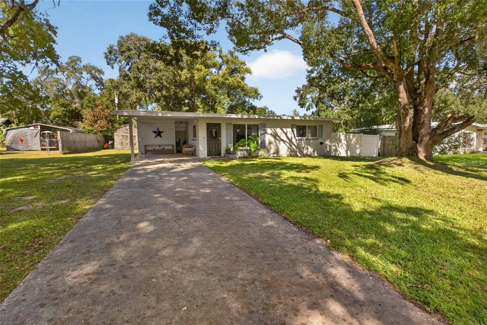210 PEAK DRIVE, Brooksville, FL 34601 210 PEAK DRIVE, Brooksville, FL 34601