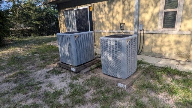 8568 HEATHER BOULEVARD, Weeki Wachee, FL 34613 8568 HEATHER BOULEVARD, Weeki Wachee, FL 34613