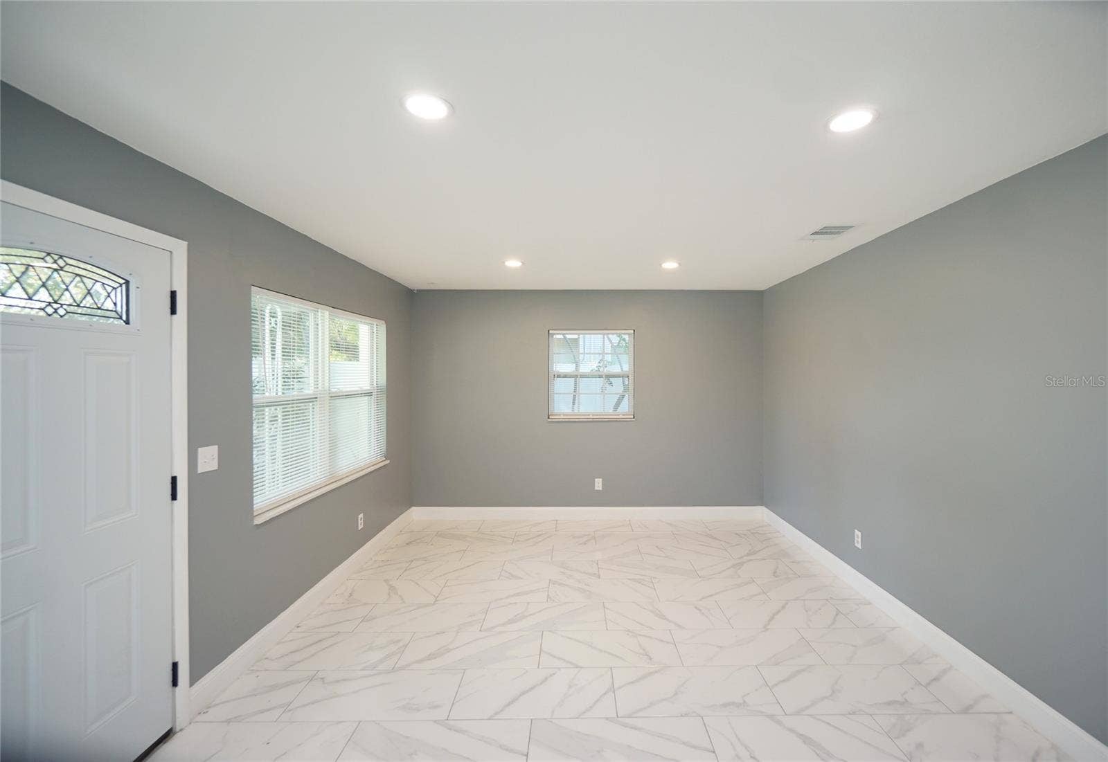 1810 E OSBORNE AVENUE, Tampa, FL 33610