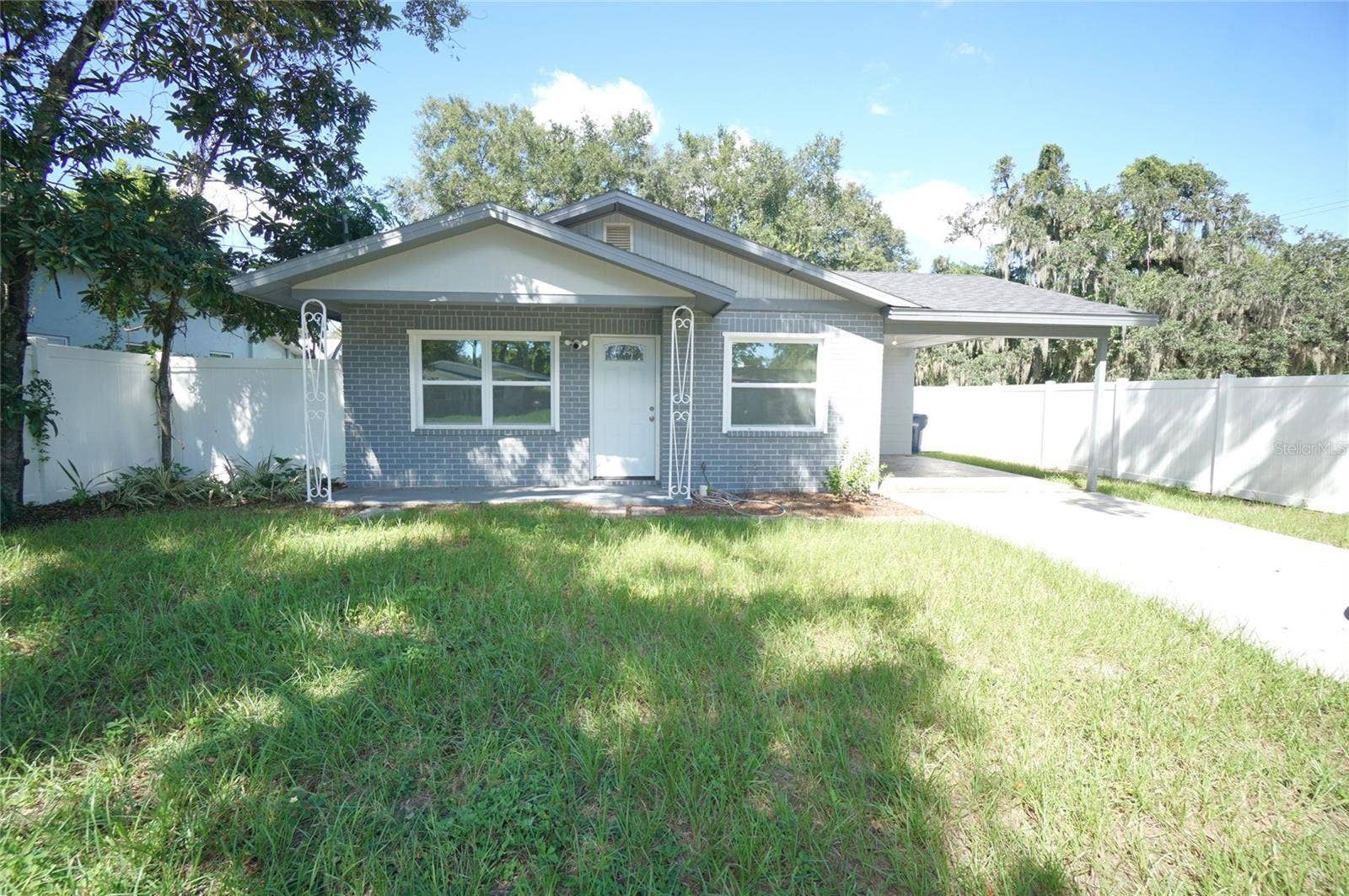 1810 E OSBORNE AVENUE, Tampa, FL 33610