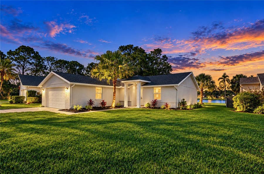 Property photo for 404 LAKEVIEW DRIVE, Oldsmar, FL