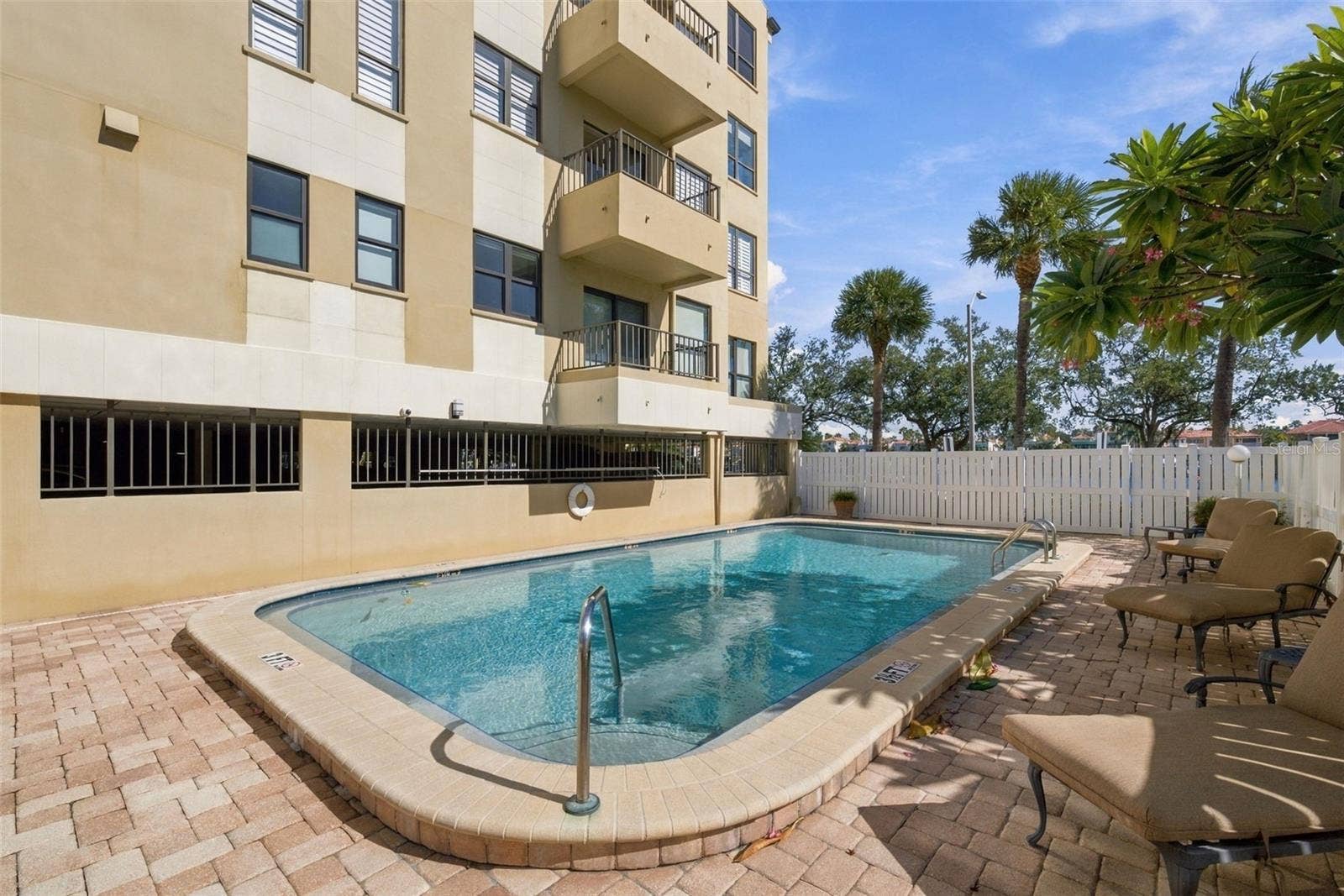 1 BARBADOS AVENUE, #2D, Tampa, FL 33606