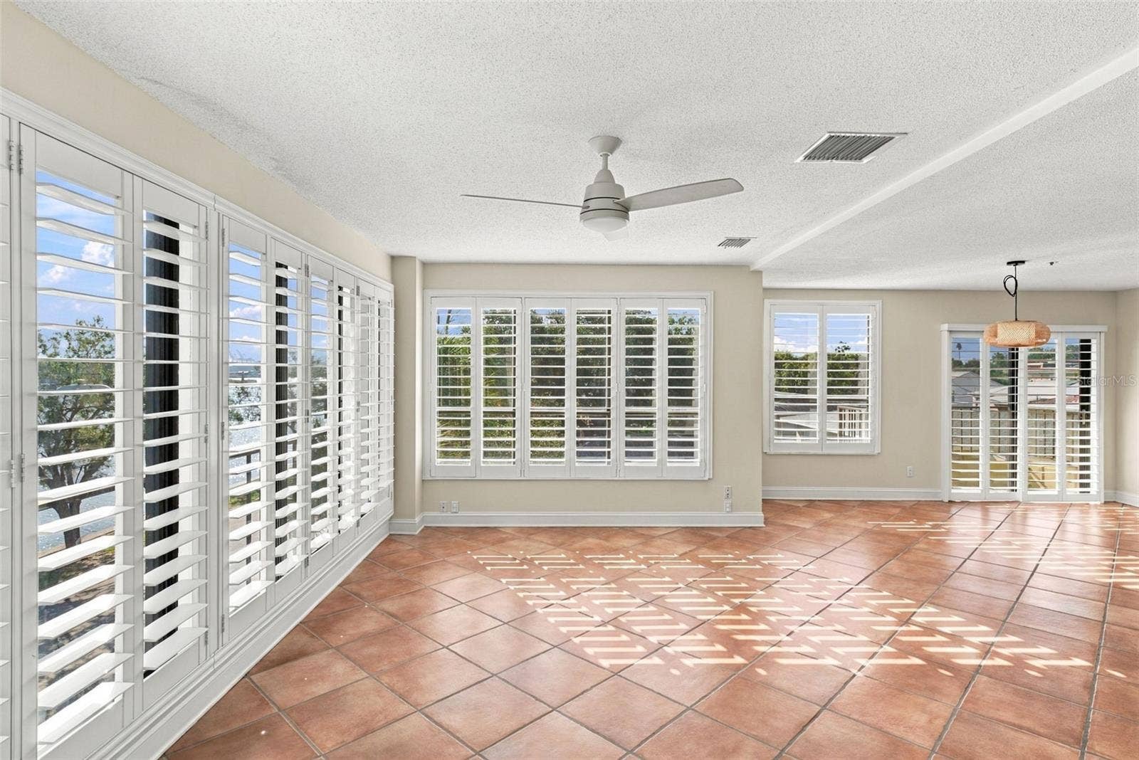 1 BARBADOS AVENUE, #2D, Tampa, FL 33606