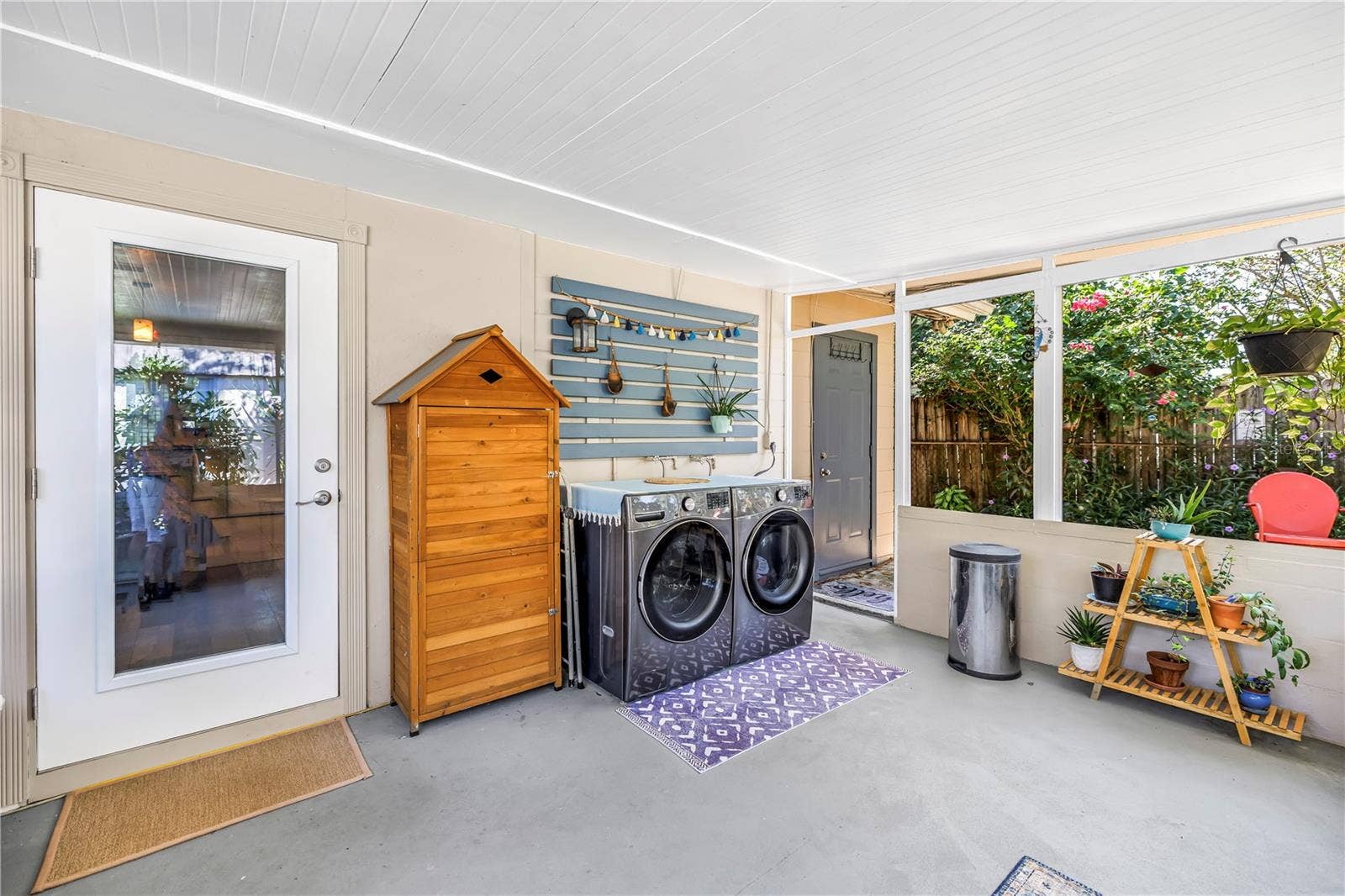 2573 62ND TERRACE N, St Petersburg, FL 33702