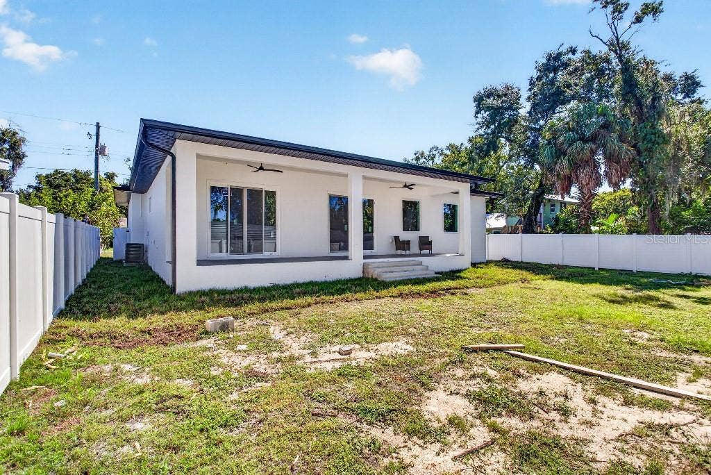 7812 N MULBERRY STREET, Tampa, FL 33604