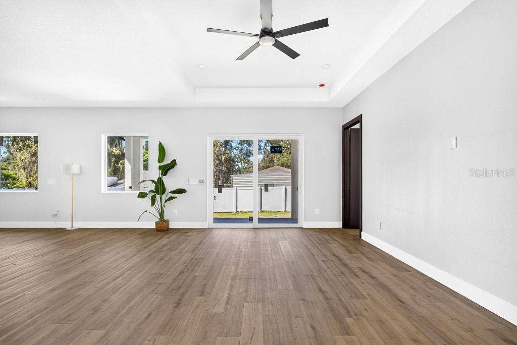 7812 N MULBERRY STREET, Tampa, FL 33604