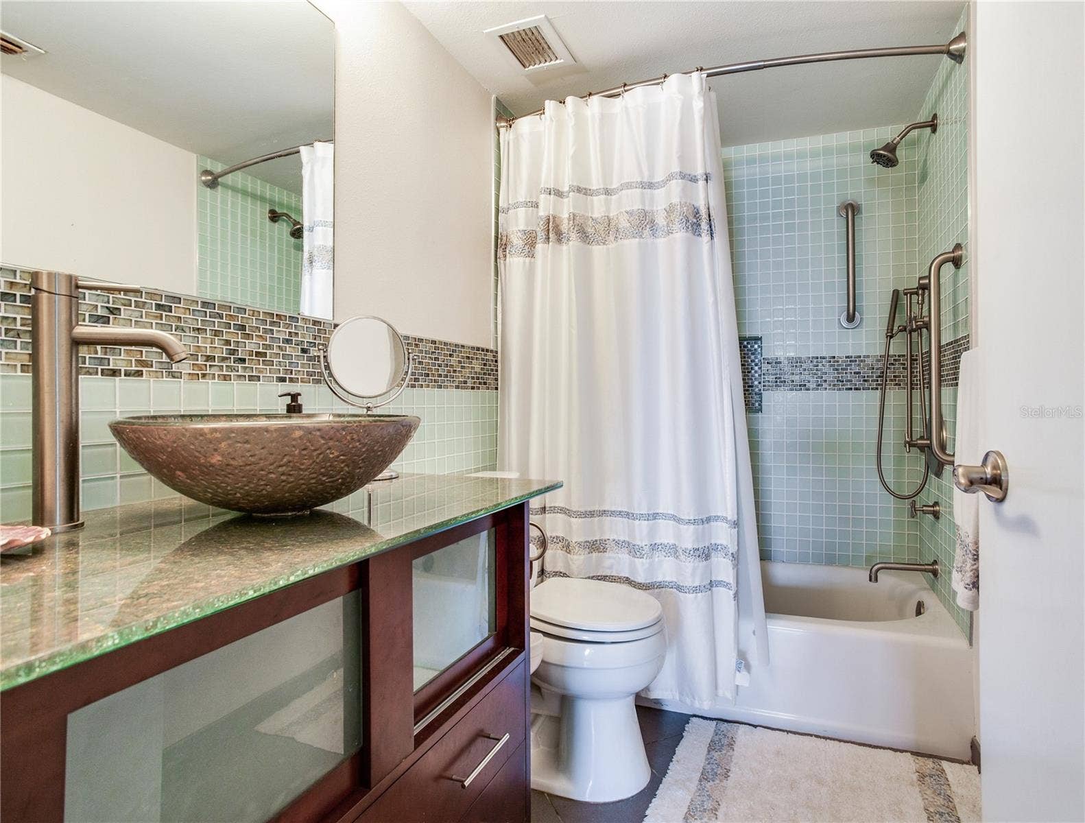 17400 GULF BOULEVARD, #B9, North Redington Beach, FL 33708 17400 GULF BOULEVARD, #B9, North Redington Beach, FL 33708