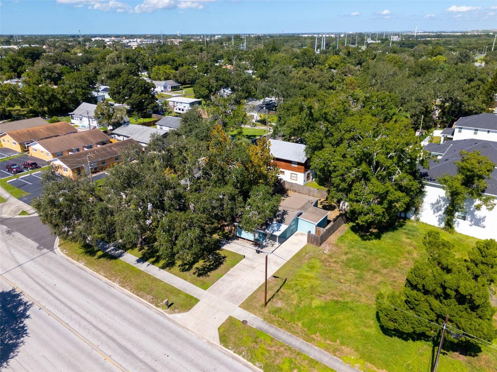 2927 62ND AVENUE N, St Petersburg, FL 33702 2927 62ND AVENUE N, St Petersburg, FL 33702