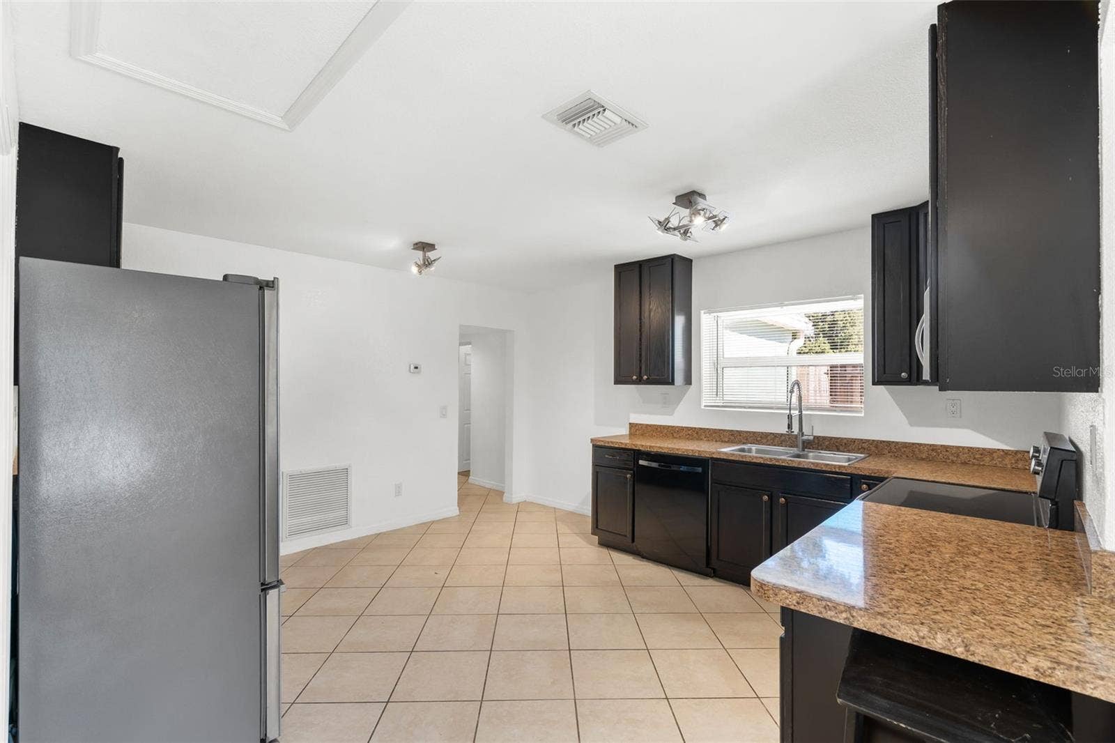 2927 62ND AVENUE N, St Petersburg, FL 33702 2927 62ND AVENUE N, St Petersburg, FL 33702